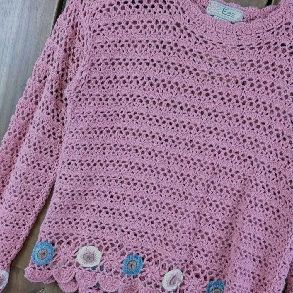 62 East Vintage Y2K Floral Embroidered Crochet Knit Pullover Sweater Cute Small